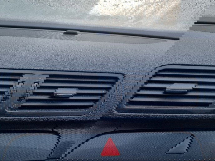  Grila aerisire centrala Volkswagen Passat B6 Variant (3C5) [Fabr 2005-2010] OEM