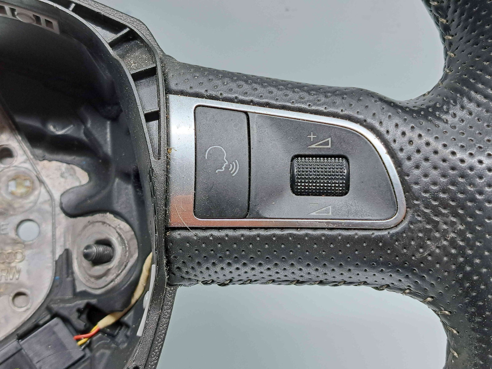 Volan Audi Q7 (4LB) [Fabr 2006-2014] Facelift 4F0419091DP - imagine 3