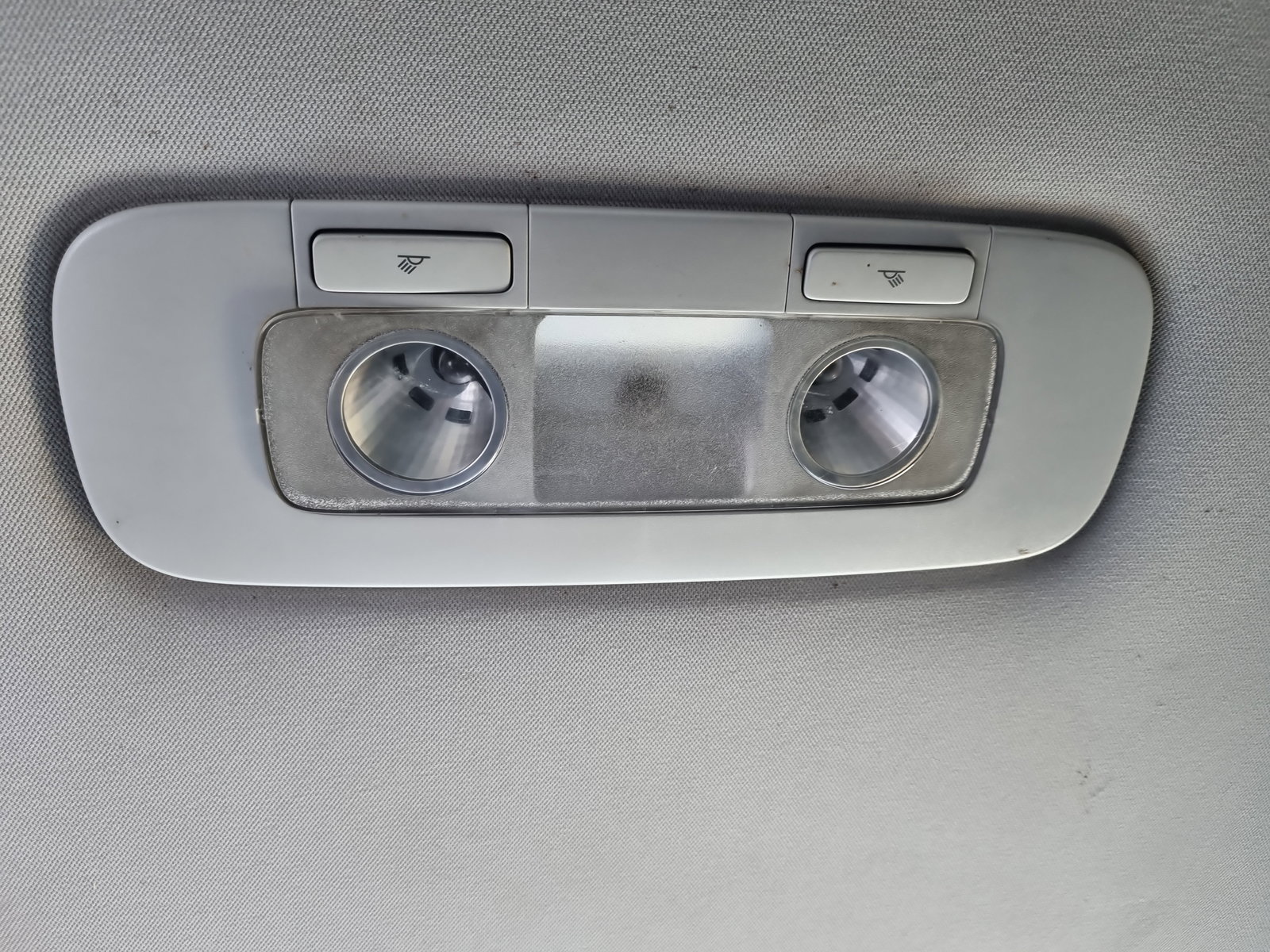 Plafoniera spate Volkswagen Passat B6 Variant (3C5) [Fabr 2005-2010] OEM