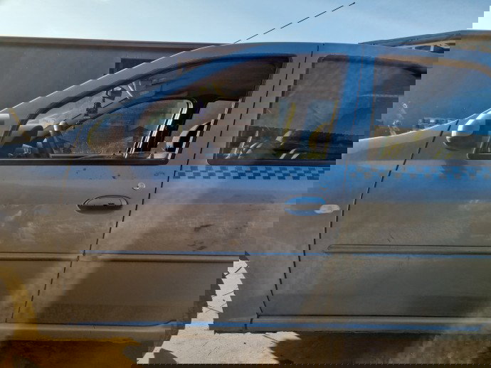 Usa stanga fata Dacia Logan (LS) [Fabr 2004-2012] OEM