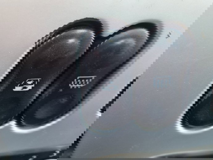  Buton geam stanga fata Dacia Logan (LS) [Fabr 2004-2012] OEM