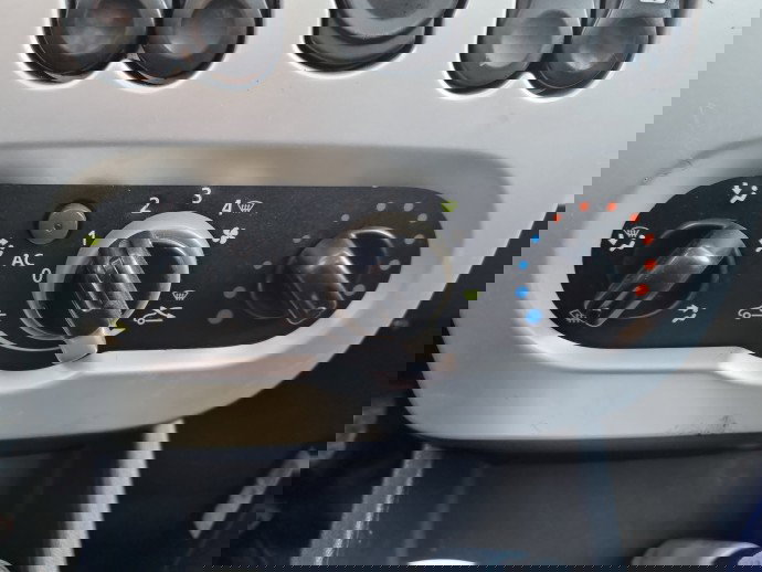  Panou comanda clima Dacia Logan (LS) [Fabr 2004-2012] OEM