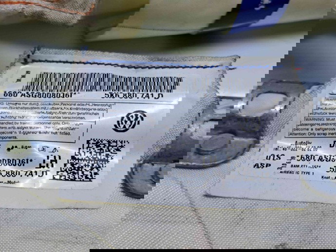  Airbag cortina stanga Volkswagen Golf 6 (5K1) GTD [Fabr 2009-2013] 5K6880741D