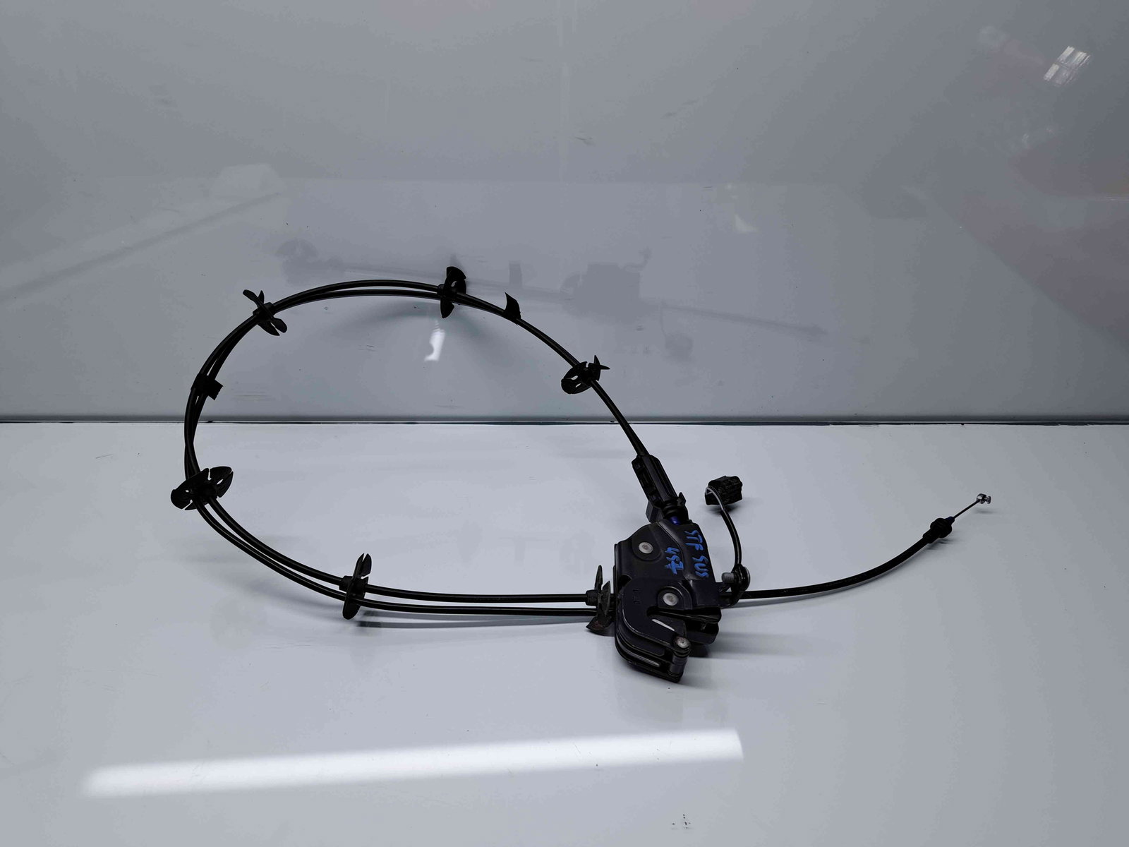 Broasca usa stanga fata Ford B-Max [Fabr 2012-prezent] AV1A-R218D05-AE - imagine 1