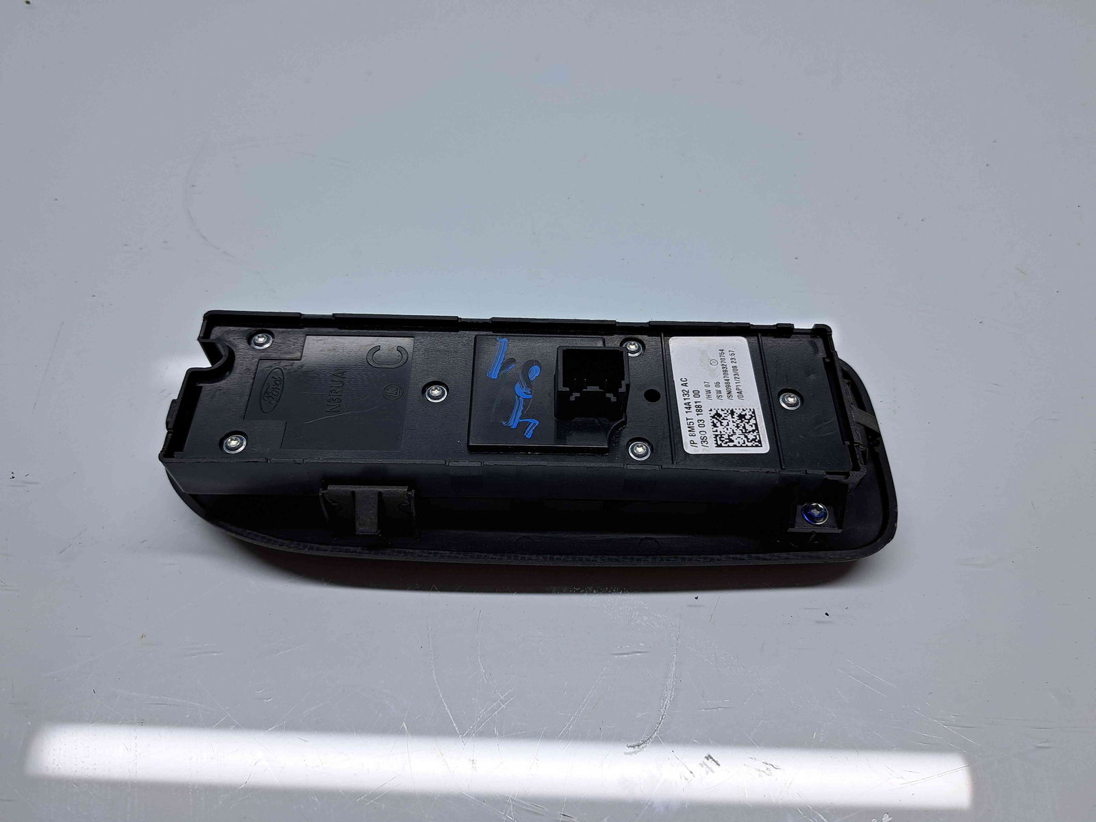 Butoane comanda geamuri sofer Ford Kuga I [Fabr 2008-2012] 8M5T-14A132-AC - imagine 2