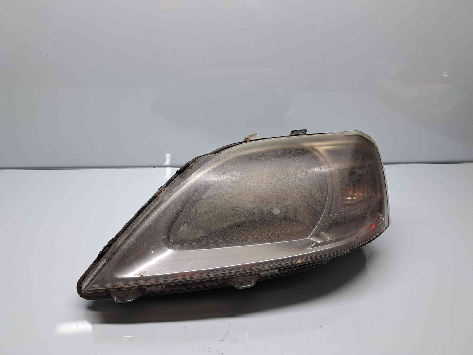 Far stanga Dacia Logan (LS) [Fabr 2004-2012] 8200744753 - imagine 1