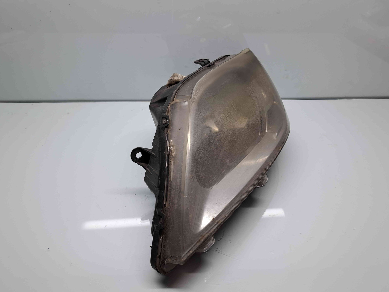 Far stanga Dacia Logan (LS) [Fabr 2004-2012] 8200744753 - imagine 2