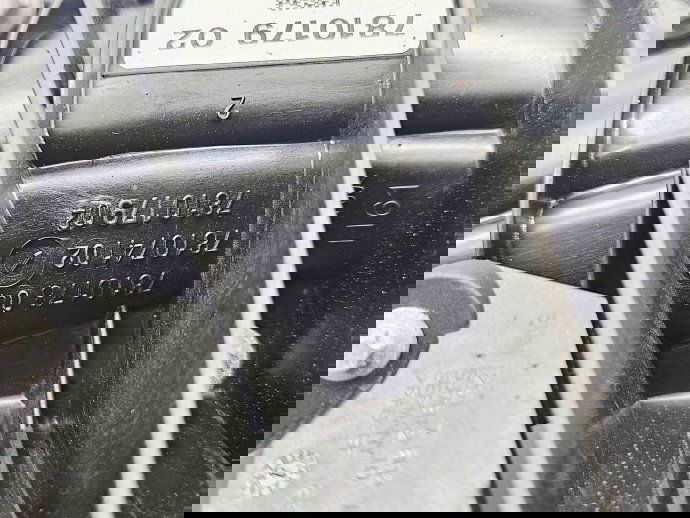 Galerie admisie Bmw X1 (E84) [Fabr 2009-2015] 7810179 2.0 N47D20 105KW / 143CP