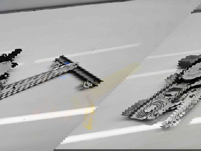 Macara electrica geam dreapta spate MITSUBISHI Outlander II [Fabr 2006-2015] 5713A085