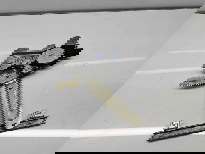 Macara electrica geam dreapta spate MITSUBISHI Outlander II [Fabr 2006-2015] 5713A085