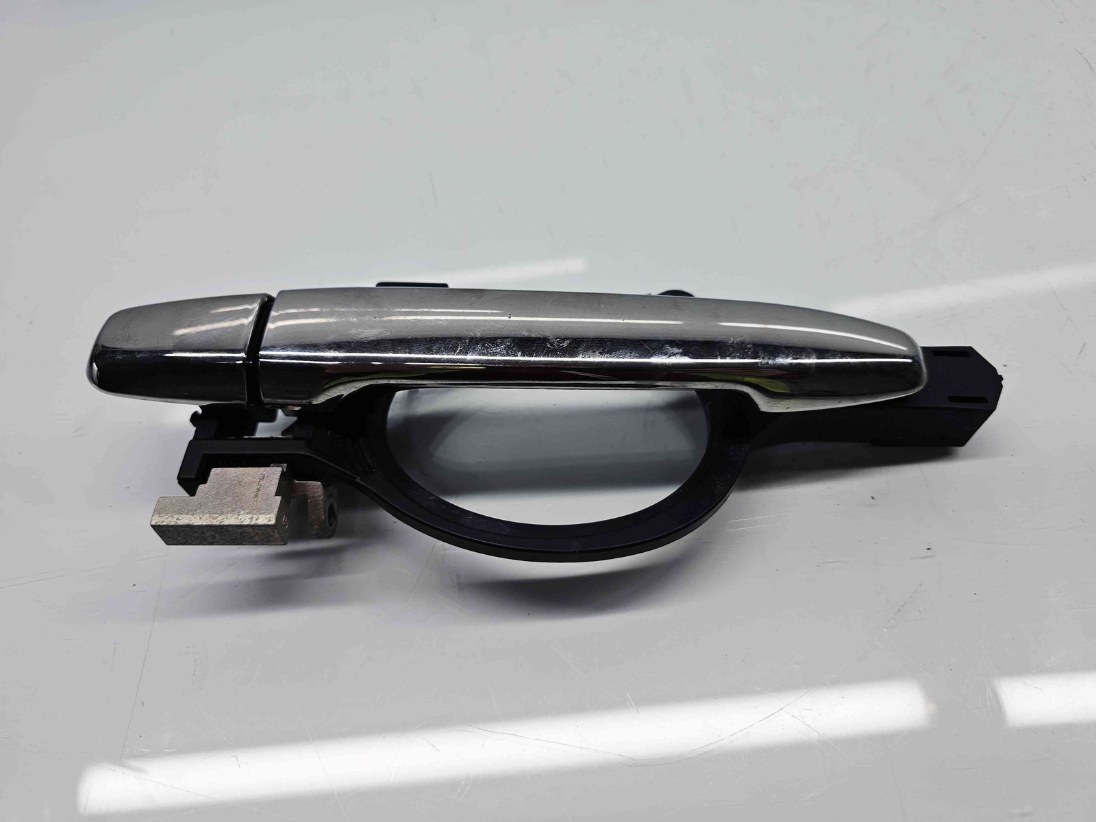 Maner usa stanga spate MITSUBISHI Outlander II [Fabr 2006-2015] NEGRU - imagine 1