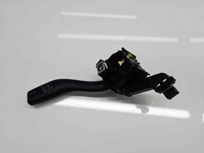  Maneta semnalizare Audi A3 Sportback (8PA) [Fabr 2004-2013] Facelift 8P0953513E