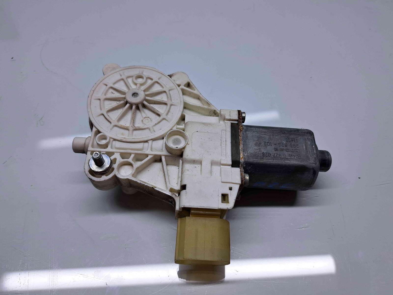 Motoras geam dreapta fata Bmw X1 (E84) [Fabr 2009-2015] 6927028 - imagine 1