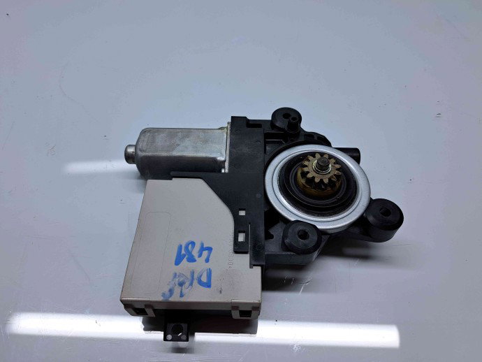 Motoras geam dreapta fata Ford Kuga I [Fabr 2008-2012] 7M5T-14B533-CE