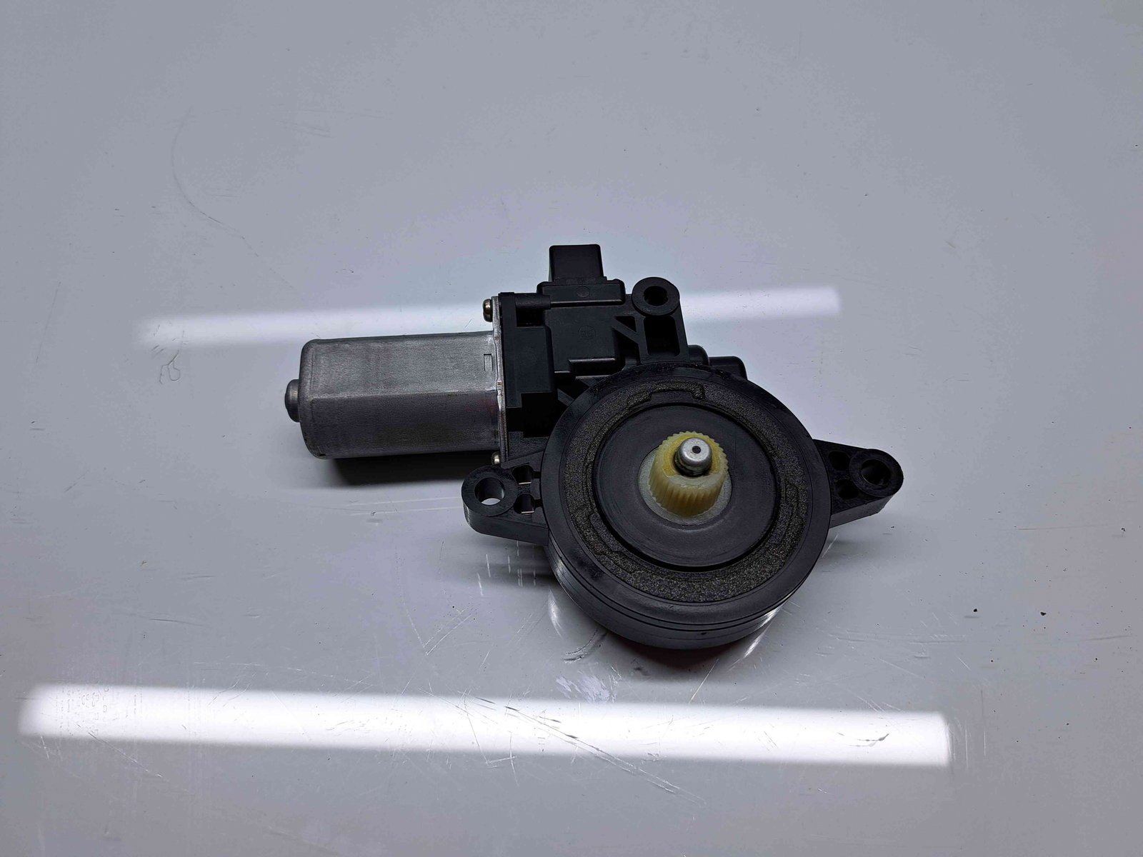 Motoras geam dreapta spate MAZDA 3 II Hatchback Facelift [Fabr 2011-2013] D01G5858X - imagine 4