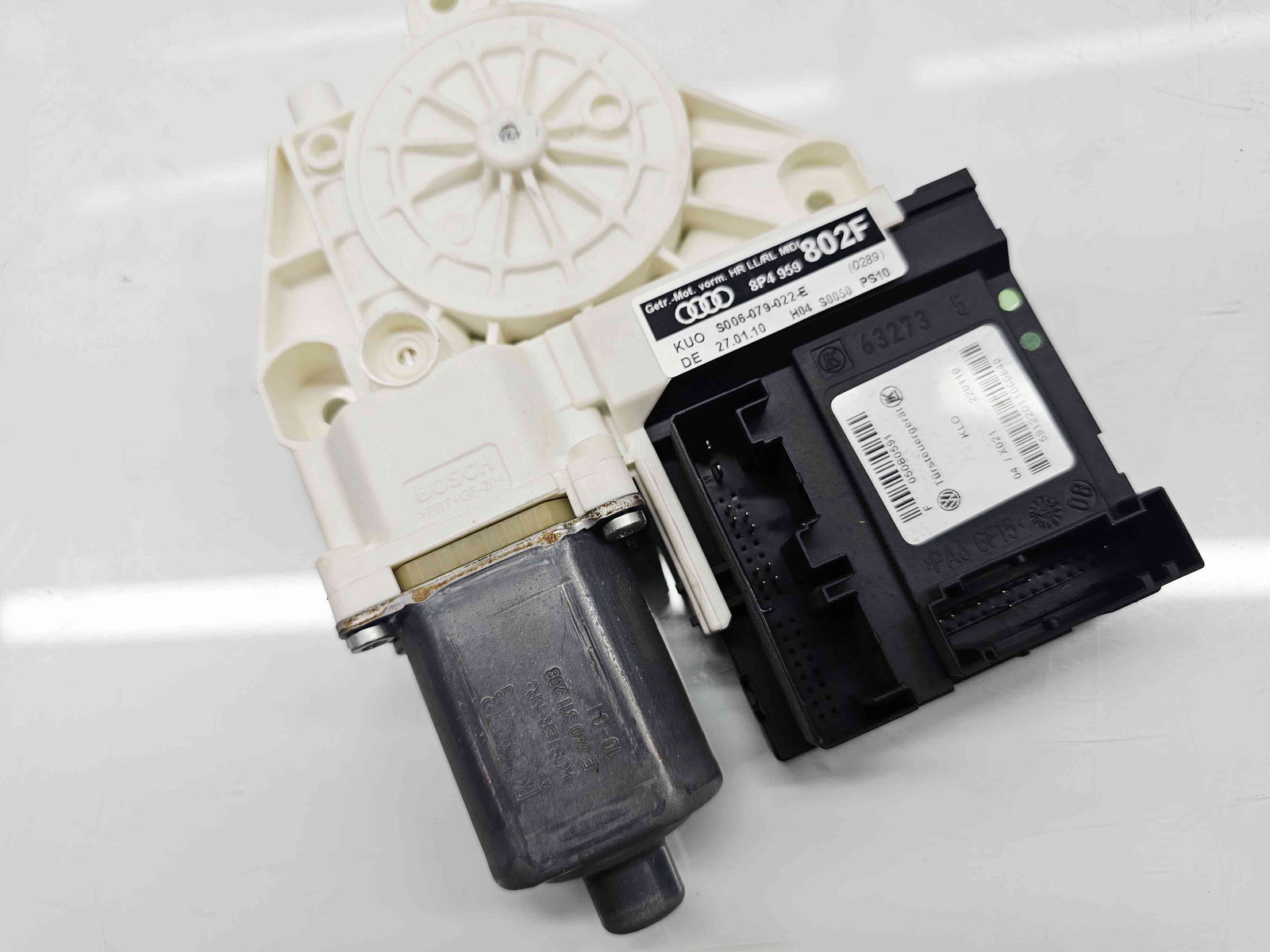 Motoras geam dreapta spate Audi A3 Sportback (8PA) [Fabr 2004-2013] Facelift 8P4959802F - imagine 4