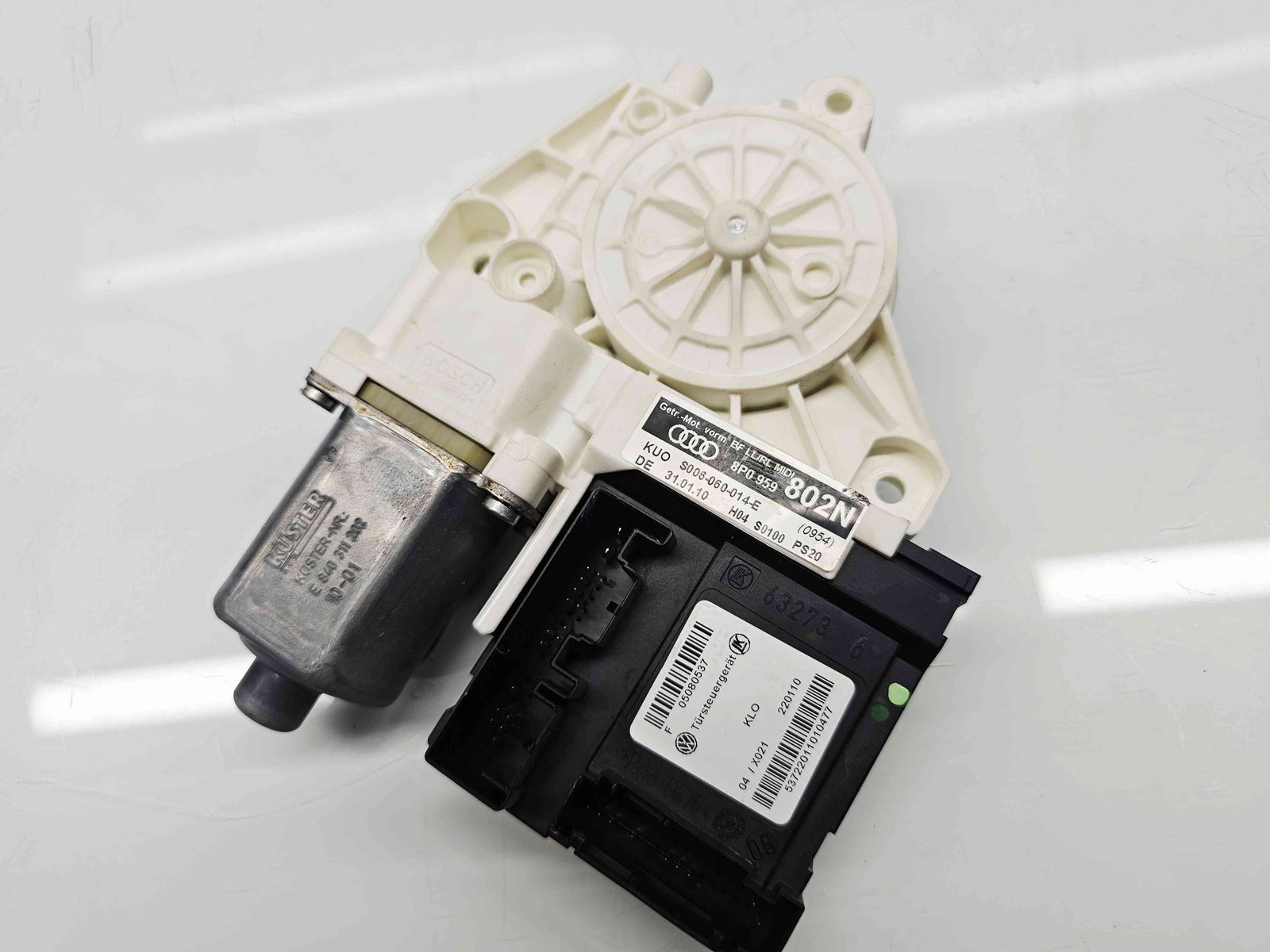 Motoras geam stanga fata Audi A3 Sportback (8PA) [Fabr 2004-2013] Facelift 8P0959802N - imagine 5