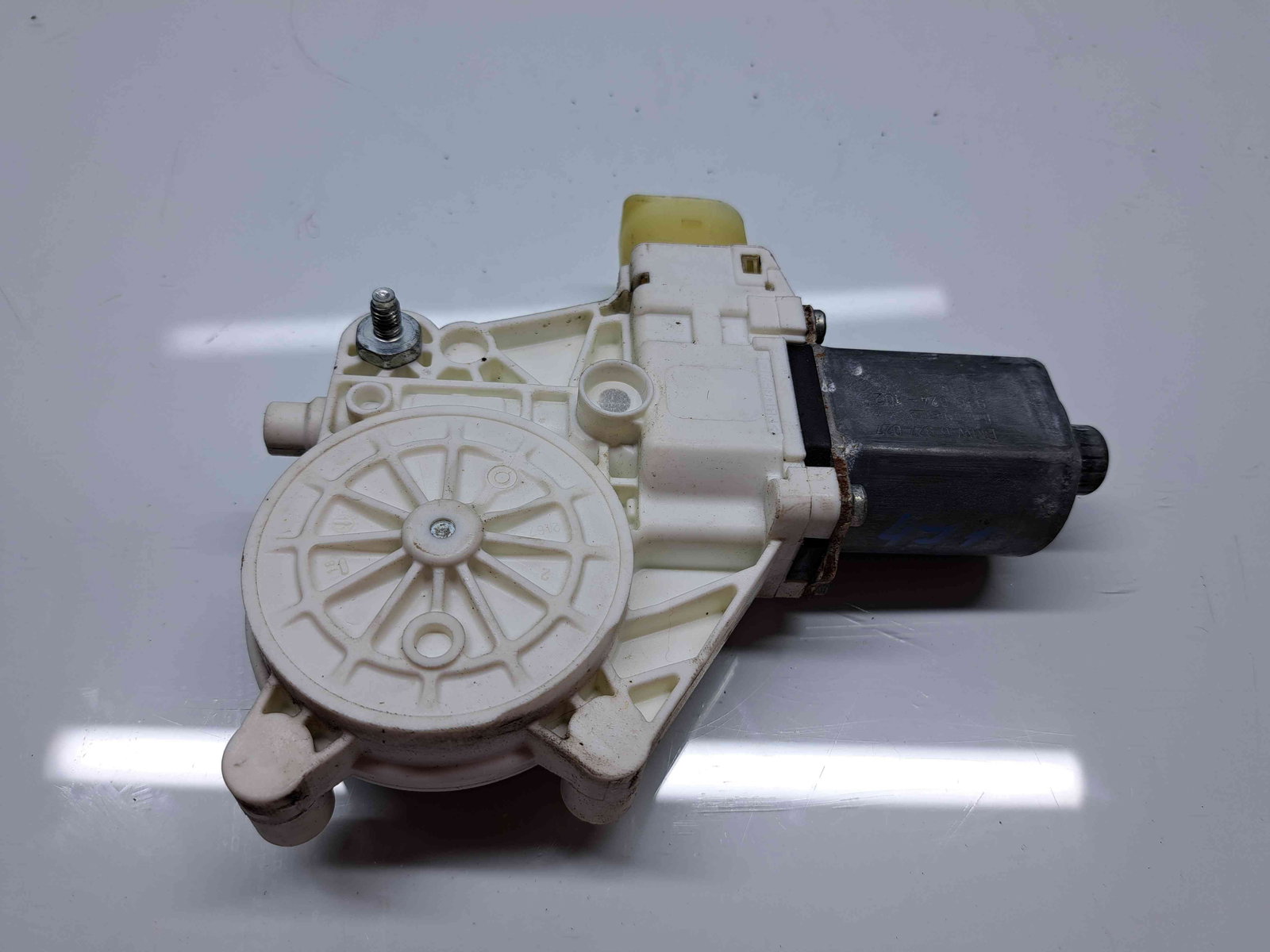 Motoras geam stanga fata Bmw X1 (E84) [Fabr 2009-2015] 6927027 - imagine 1