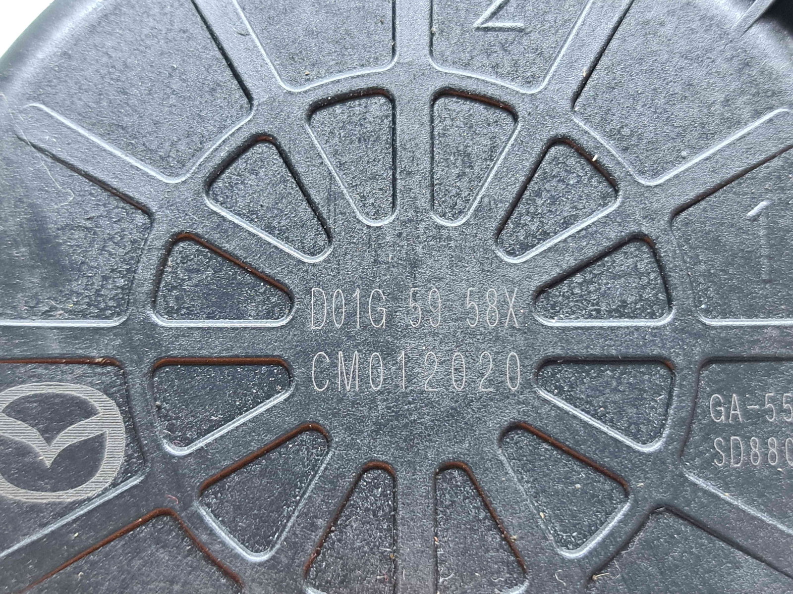 Motoras geam stanga spate MAZDA 3 II Hatchback Facelift [Fabr 2011-2013] D01G5958X - imagine 3