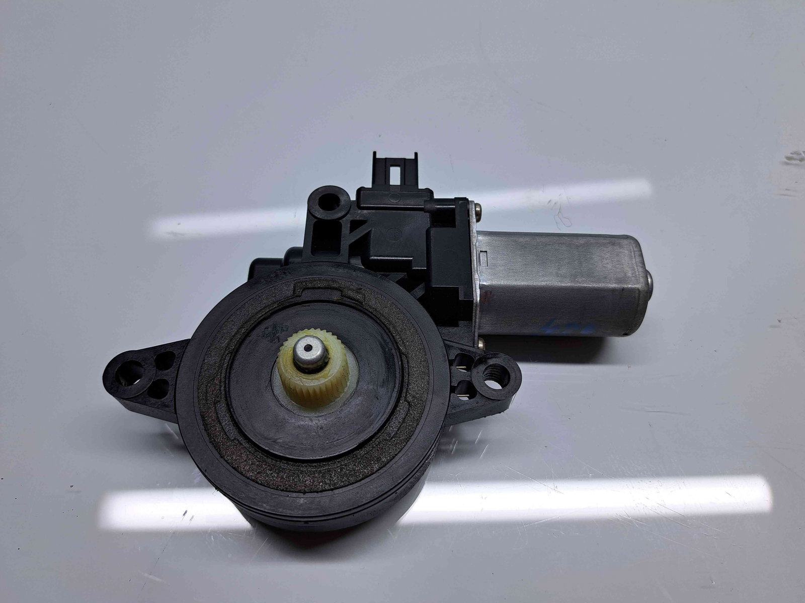 Motoras geam stanga spate MAZDA 3 II Hatchback Facelift [Fabr 2011-2013] D01G5958X - imagine 4