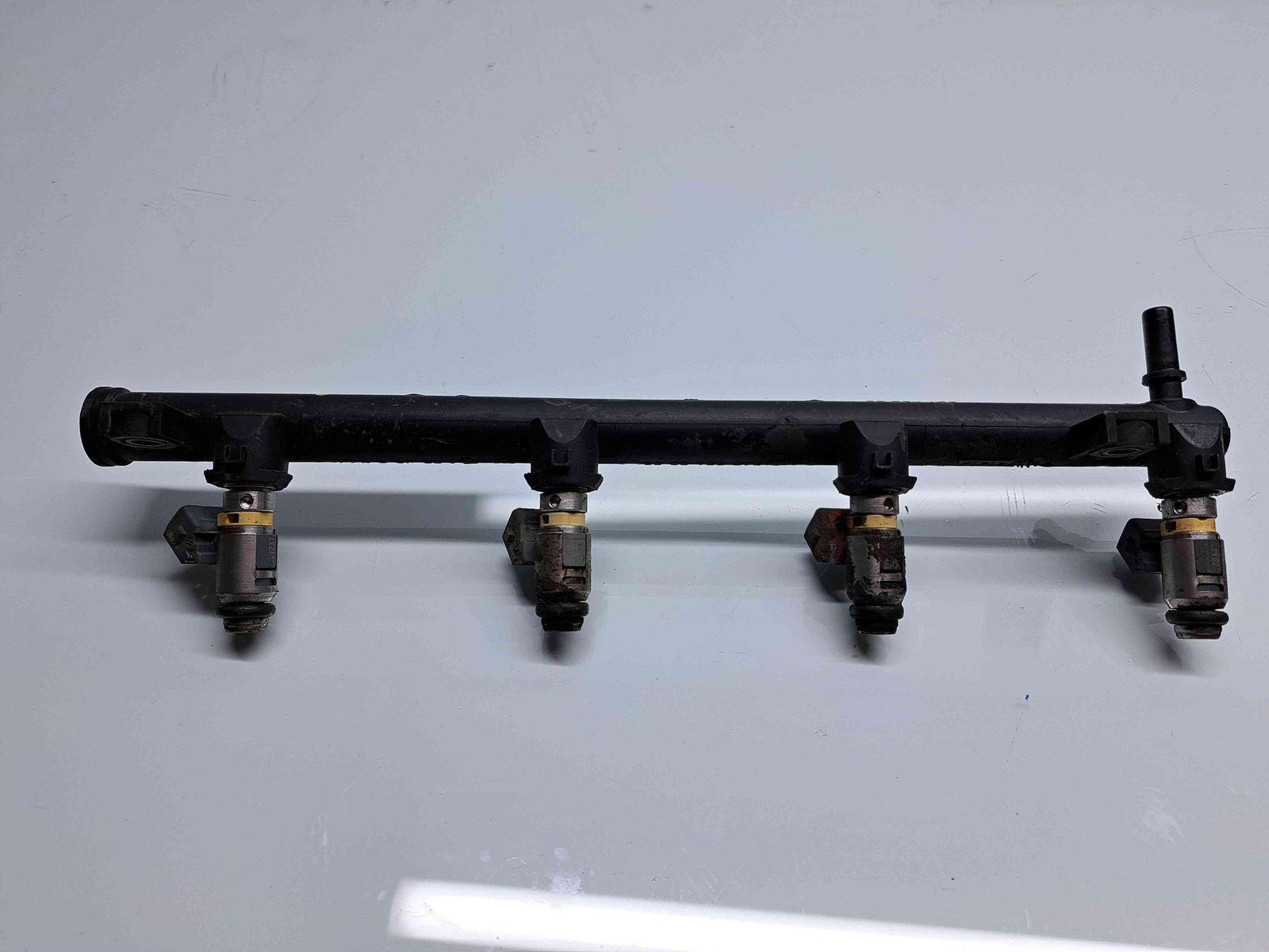 Rampa injectoare Dacia Logan (LS) [Fabr 2004-2012] 8200139674 1.6 B K4M-F6 77KW / 105CP - imagine 1