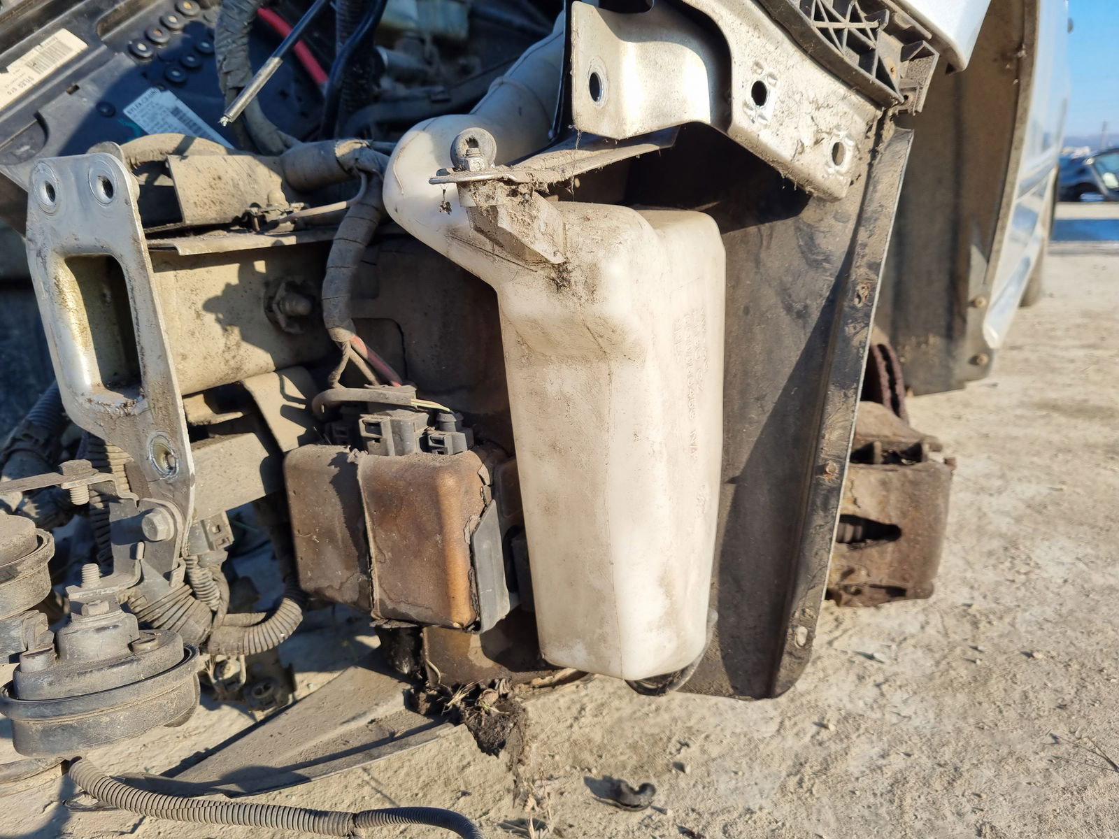 Vas lichid parbriz Volkswagen Polo (9N) [Fabr 2001-2008] 6Q0955453 - imagine 3