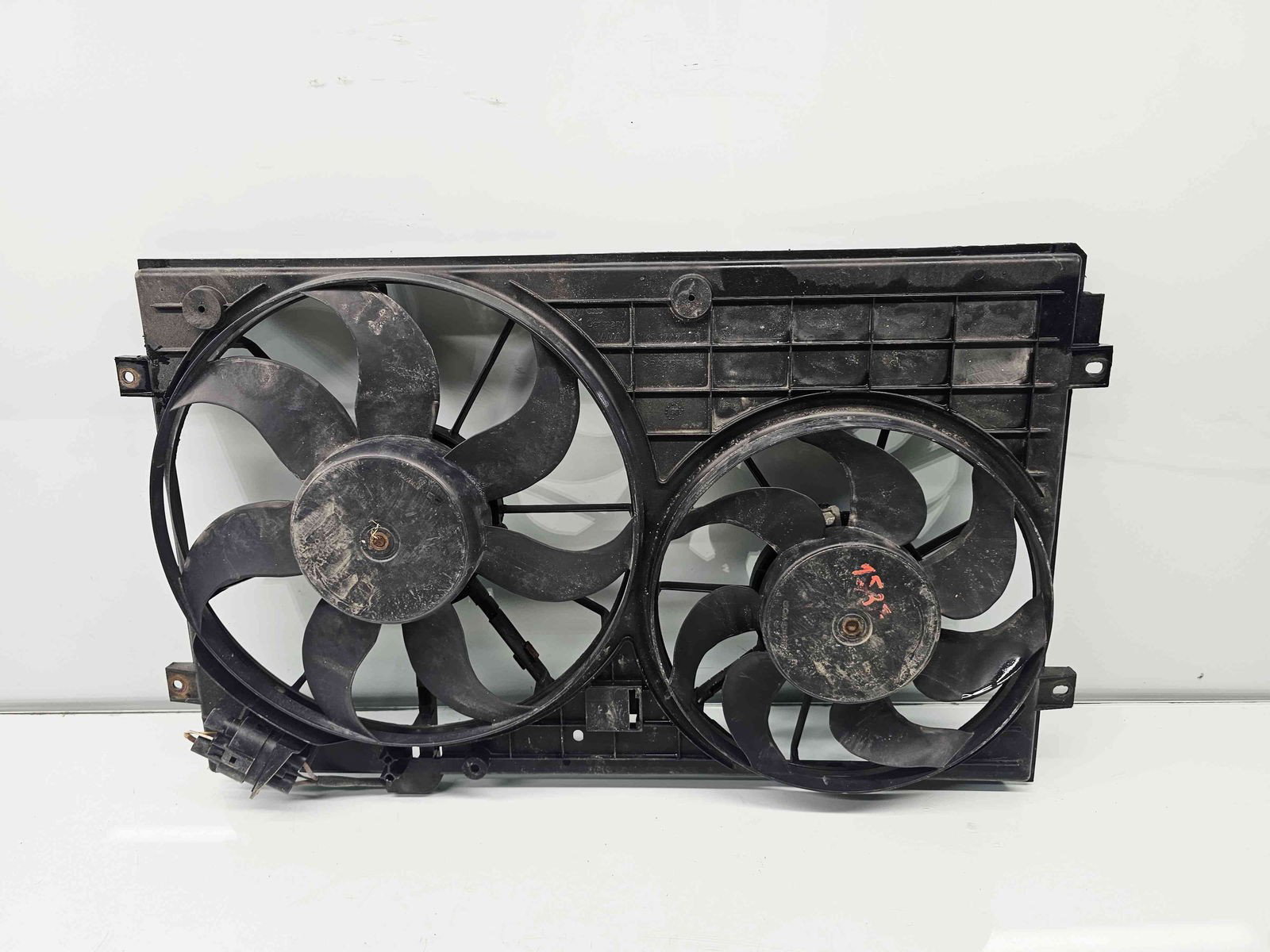 Electroventilator Volkswagen Touran (1T1, 1T2) [Fabr 2003-2010] 1K0121207T 1.9 TDI BLS 77KW / 105CP - imagine 1