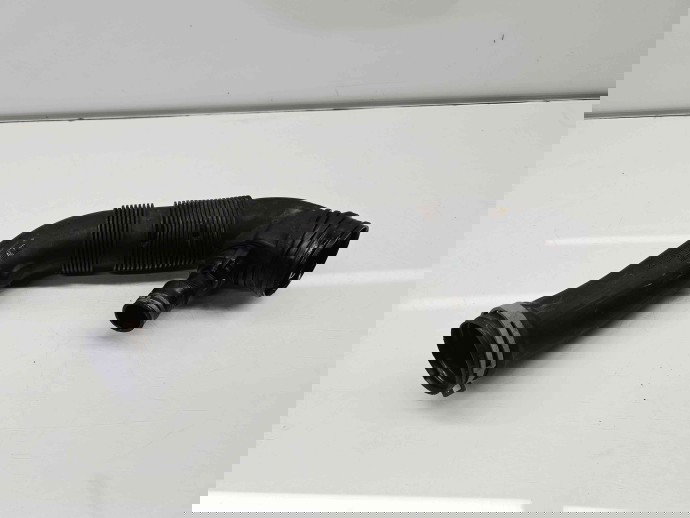 Tub admisie aer Audi A3 Sportback (8PA) [Fabr 2004-2013] Facelift 1K0129684 1.6 Benz BSE 75KW / 102CP