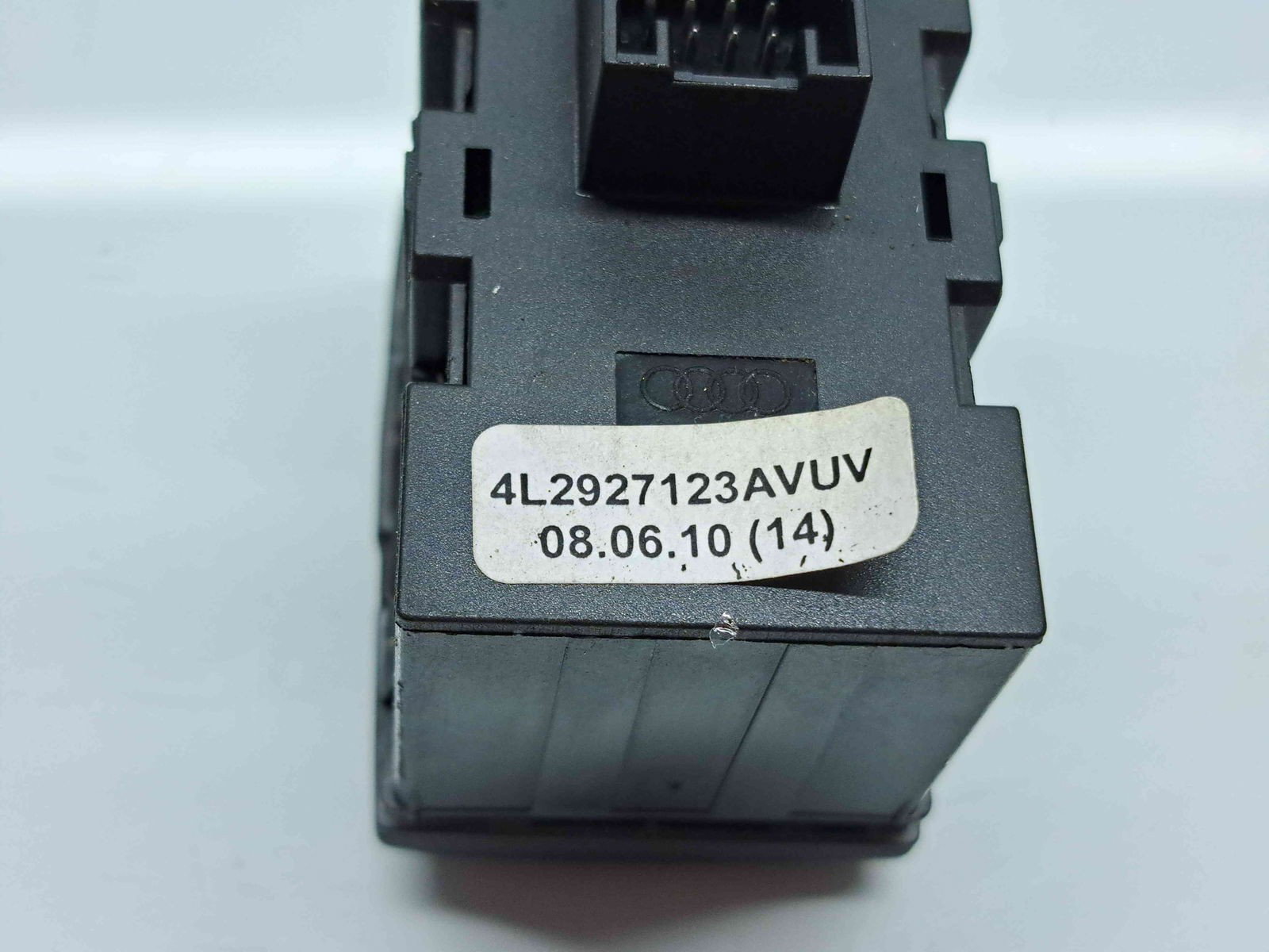 Butoane comenzi consola centrala AUDI A6 (4F2, C6) [Fabr 2004-2010] 4L2927123A - imagine 2