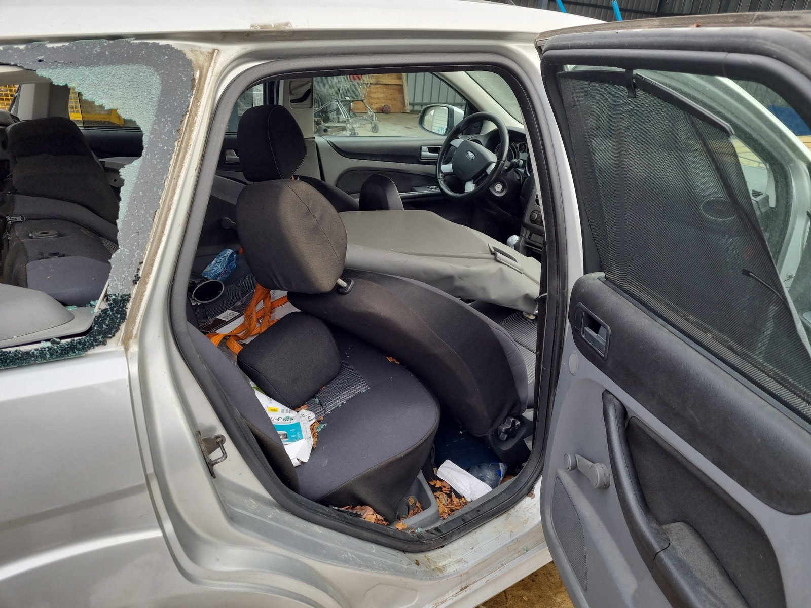 Cheder usa dreapta spate Ford Focus 2 Combi (DA) [Fabr 2004-2012] OEM