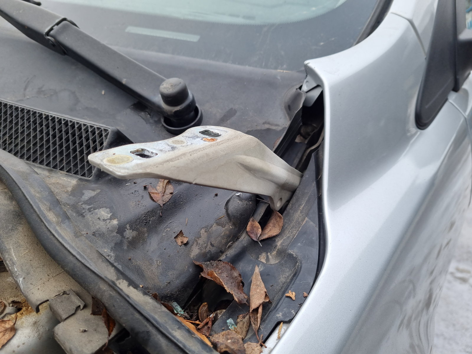 Set balamale capota Ford Focus 2 Combi (DA) [Fabr 2004-2012] OEM - imagine 2