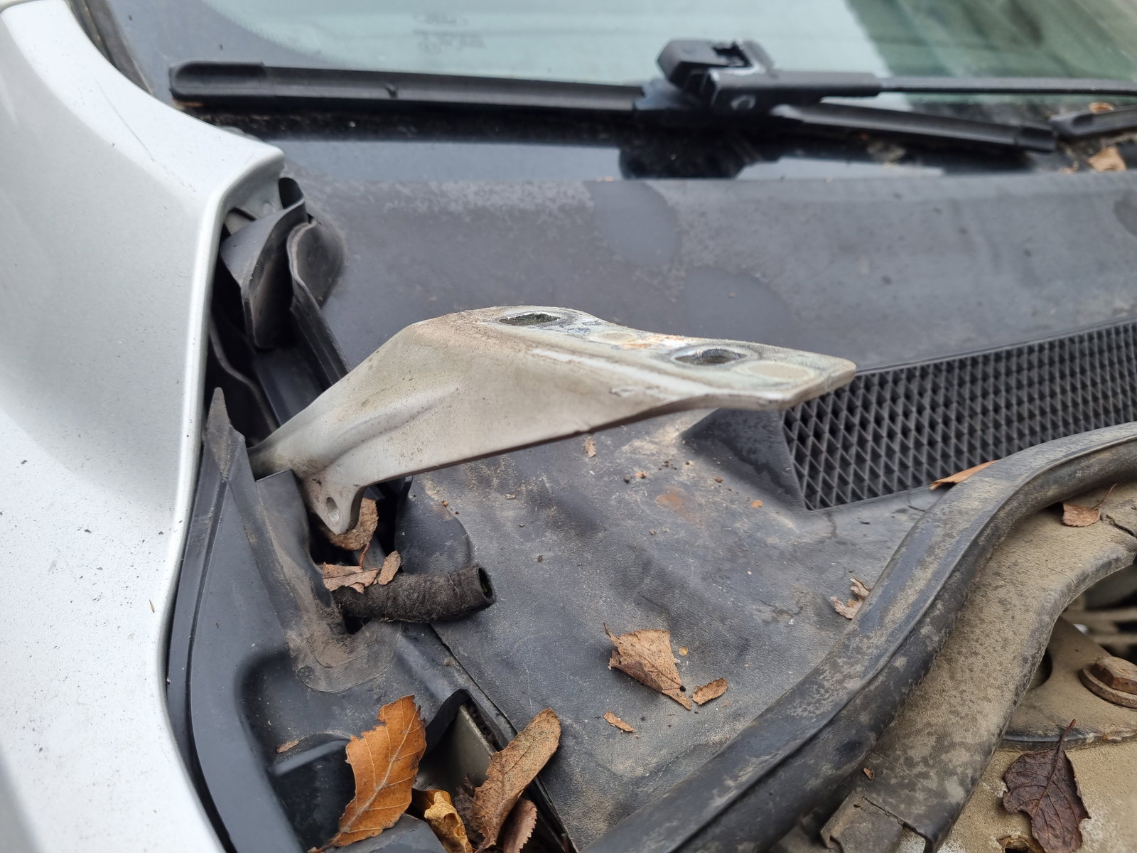 Set balamale capota Ford Focus 2 Combi (DA) [Fabr 2004-2012] OEM - imagine 3