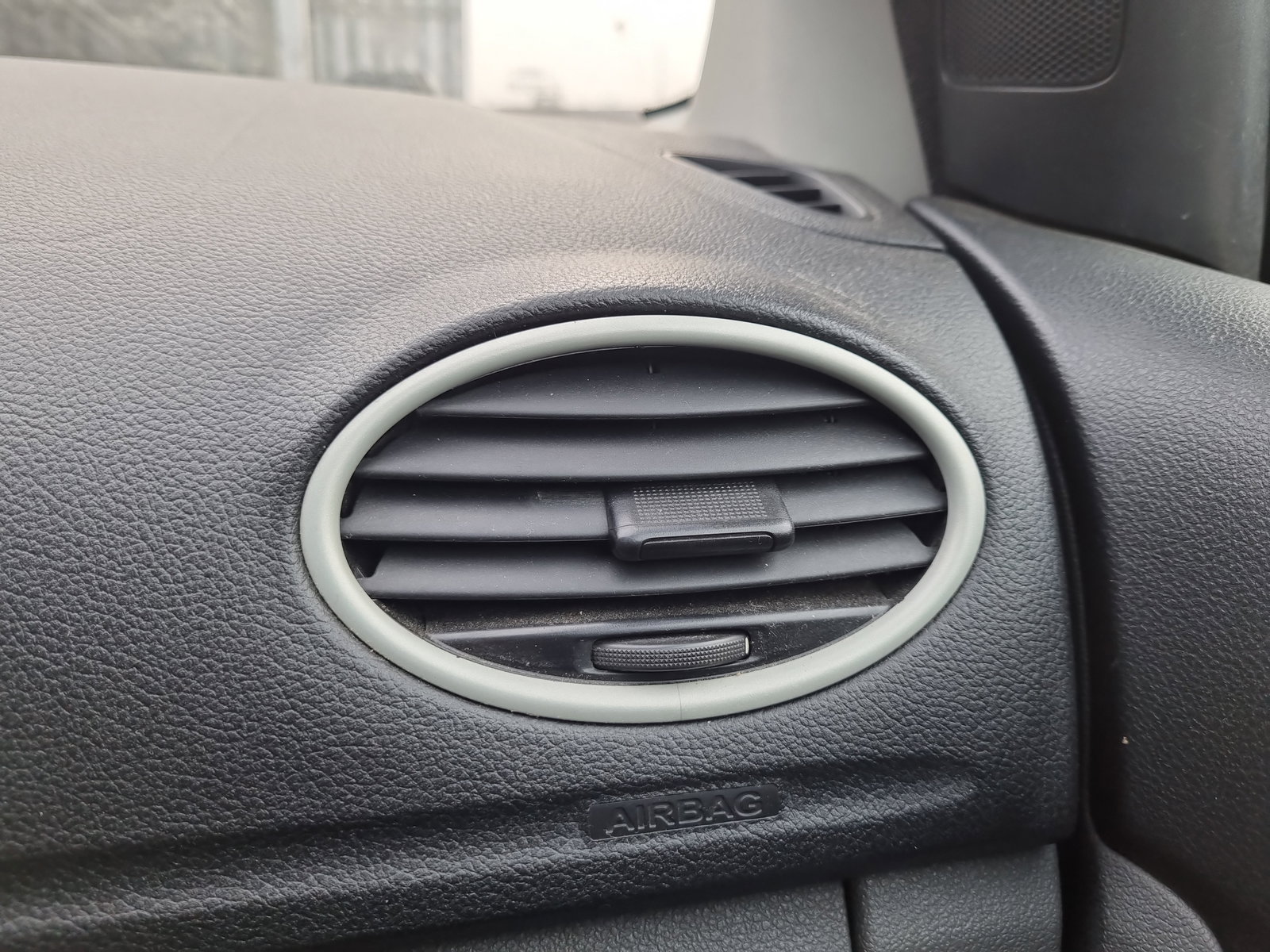 Grila aerisire dreapta Ford Focus 2 Combi (DA) [Fabr 2004-2012] OEM - imagine 2