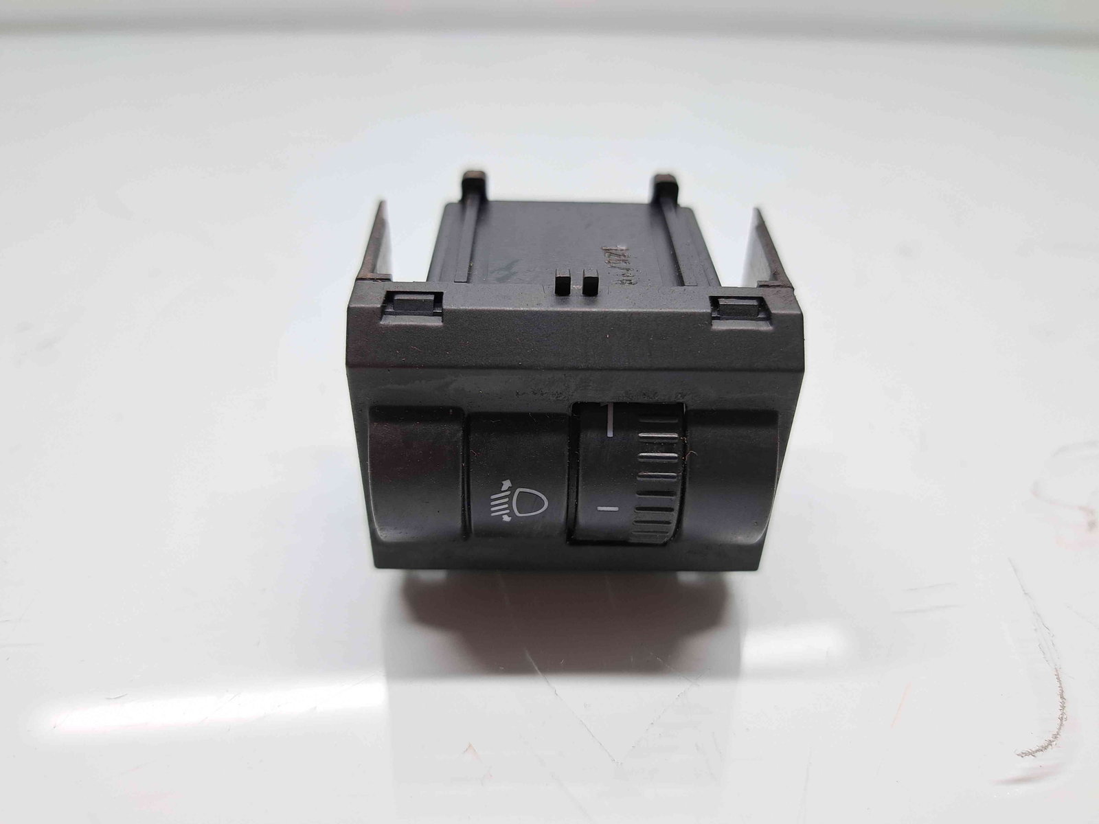 Buton reglaj far Skoda Octavia 3 Combi (5E5) [Fabr 2012-prezent] 5E0941333A - imagine 1