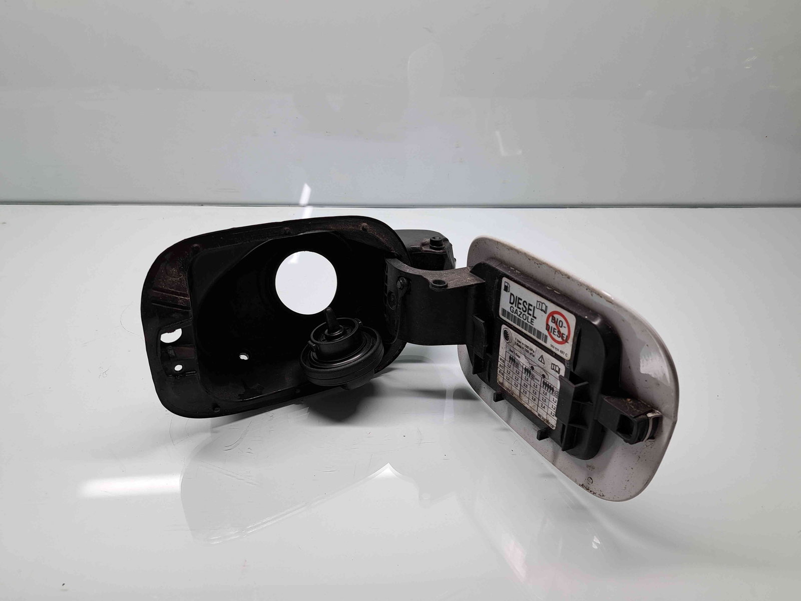 Capac rezervor Skoda Octavia 3 Combi (5E5) [Fabr 2012-prezent] LS9R - imagine 5