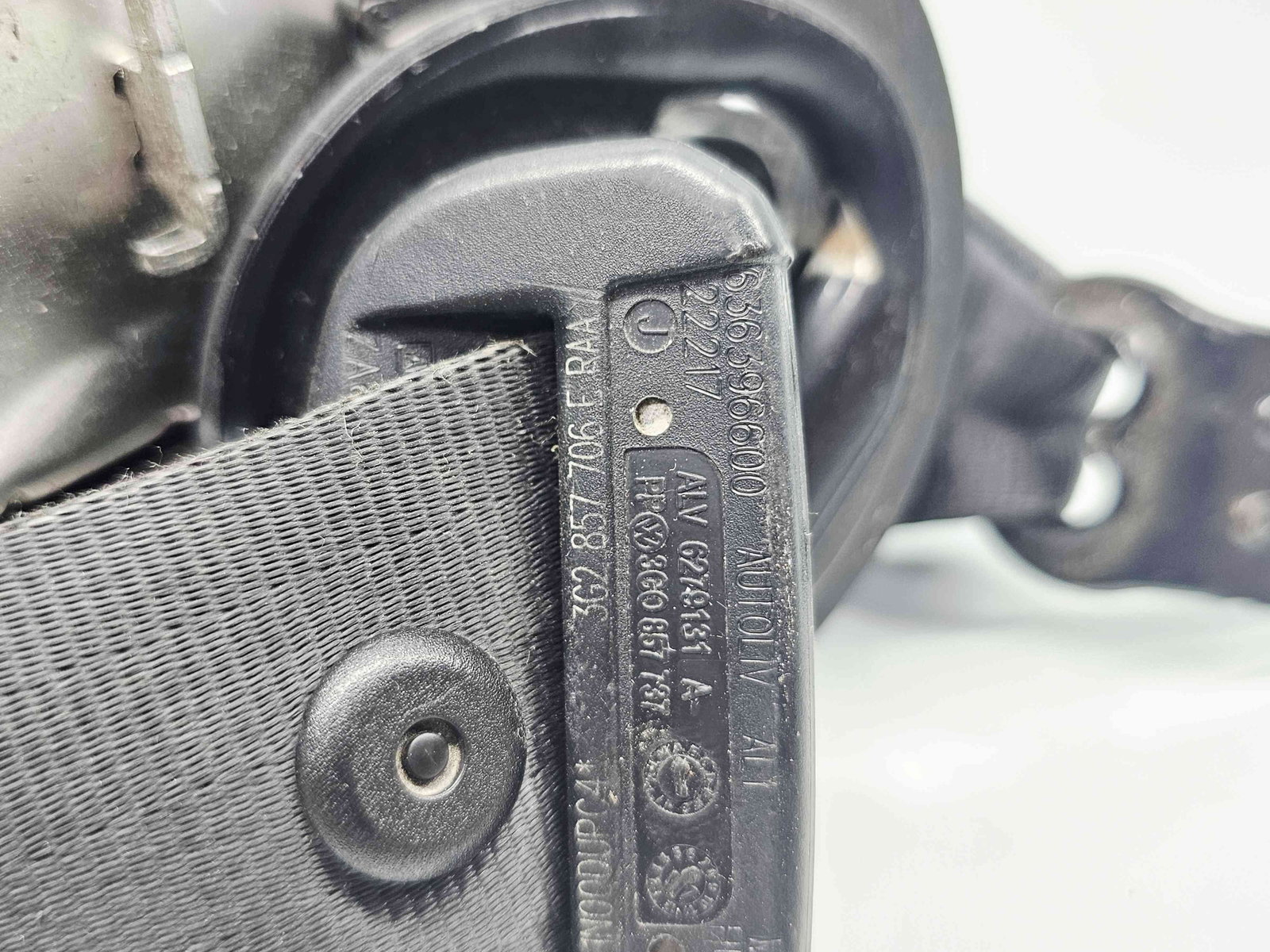 Centura dreapta fata Volkswagen Passat B8 Variant (3G5) [Fabr 2015-prezent] 3G2857706E - imagine 2