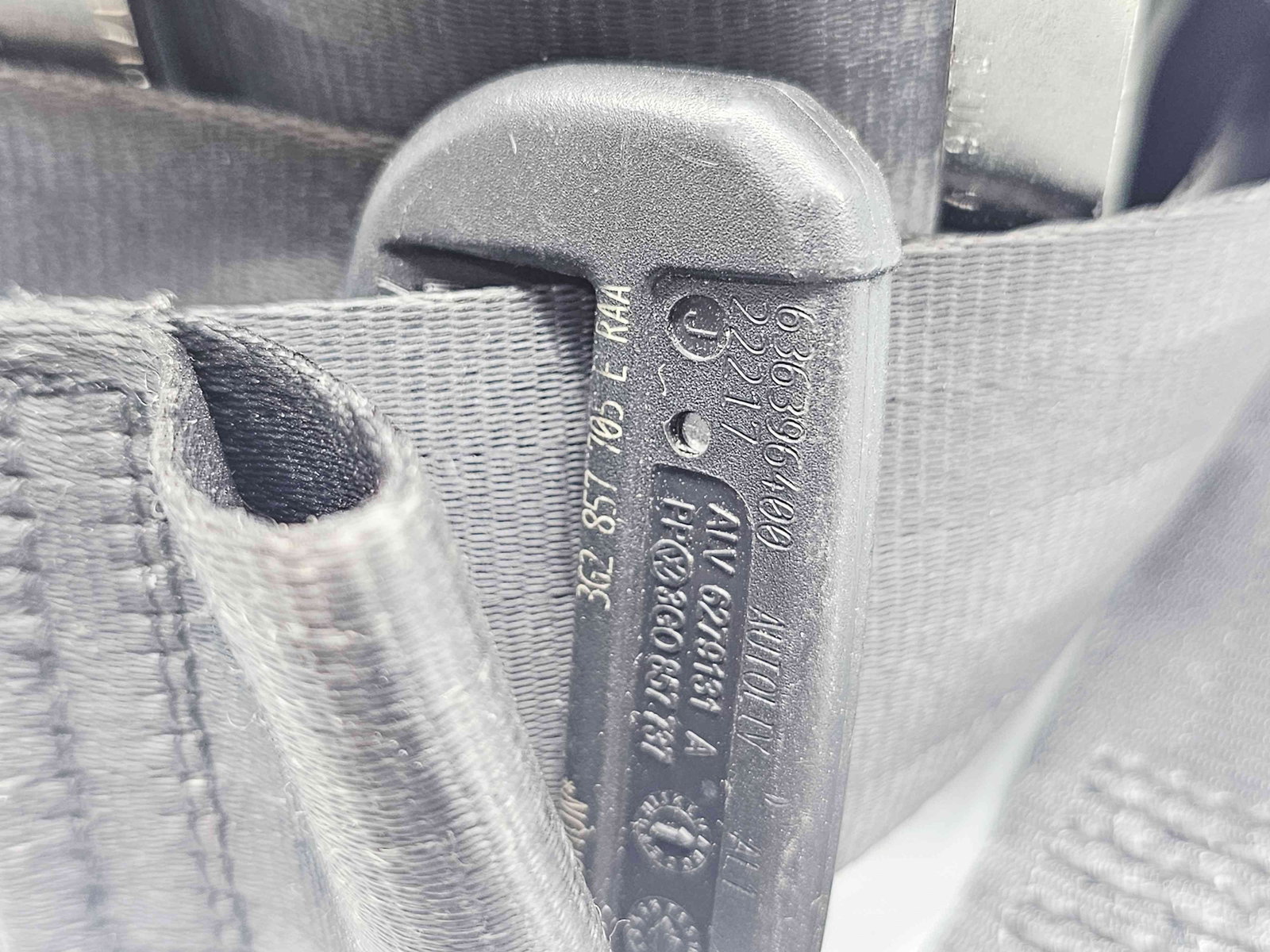 Centura stanga fata Volkswagen Passat B8 Variant (3G5) [Fabr 2015-prezent] 3G2857705E - imagine 2