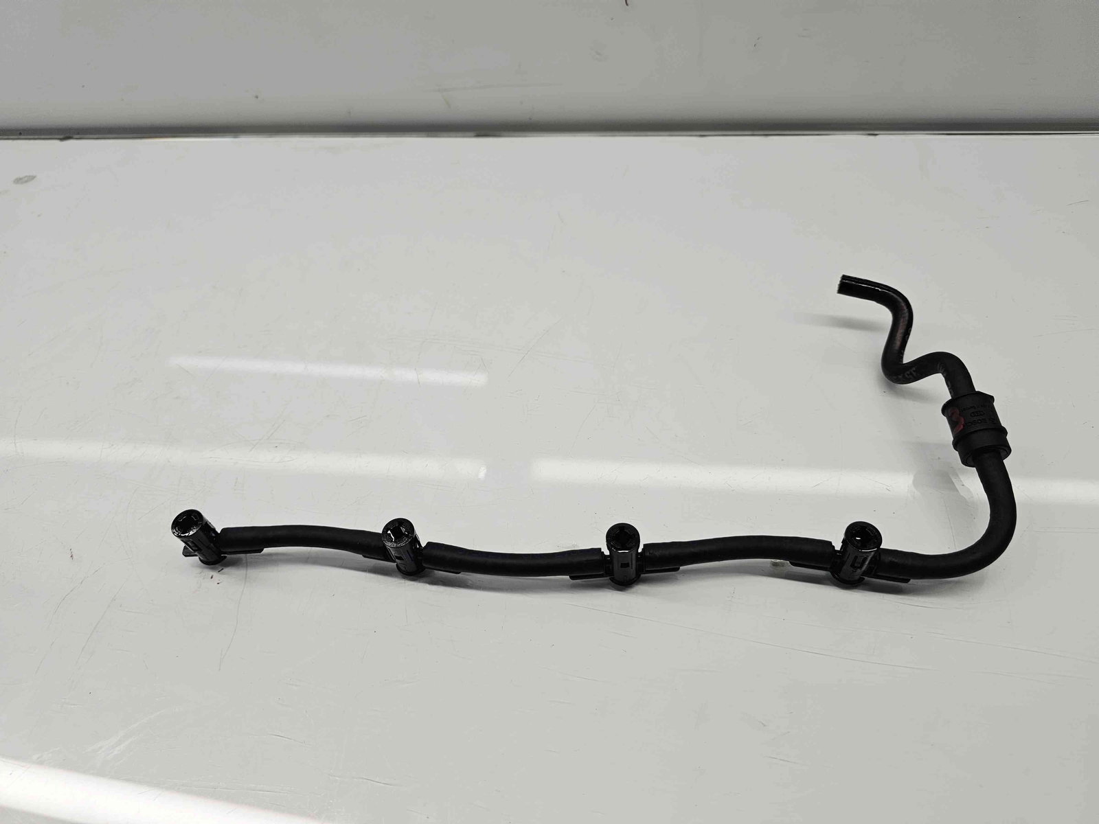 Conducta retur injectoare Volkswagen Golf 6 (5K1) GTD [Fabr 2009-2013] OEM 2.0 TDI CBBB 125KW / 170CP - imagine 2