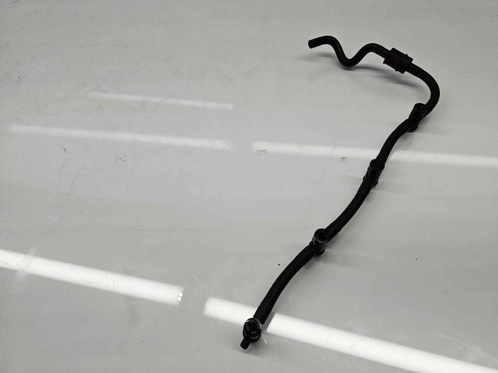 Conducta retur injectoare Volkswagen Golf 6 (5K1) GTD [Fabr 2009-2013] OEM 2.0 TDI CBBB 125KW / 170CP - imagine 3