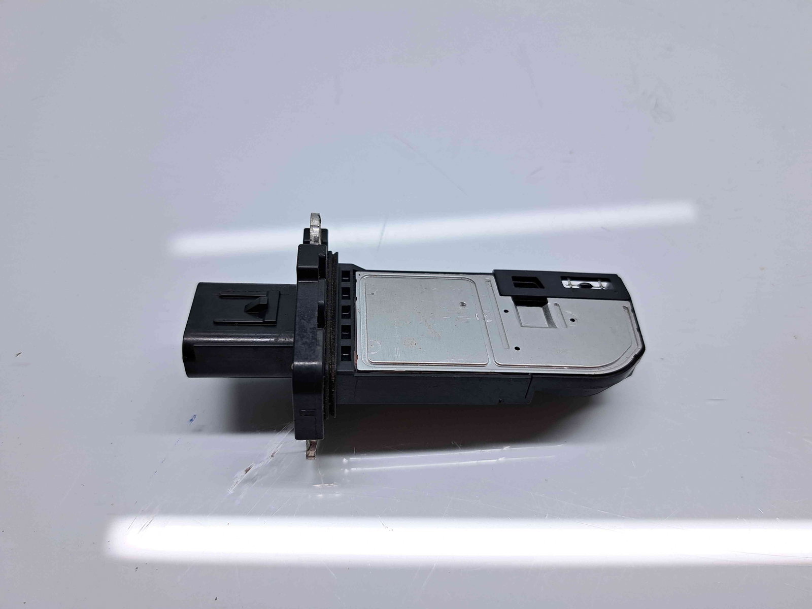 Debitmetru aer Ford Fiesta 6 facelift [Fabr 2008-2019] 8V81-12B579-AA 1.0 Benz M1JE 74KW / 101CP - imagine 3