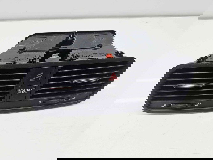  Grila aerisire centrala Skoda Yeti (5L) [Fabr 2009-2020] 5L0820951