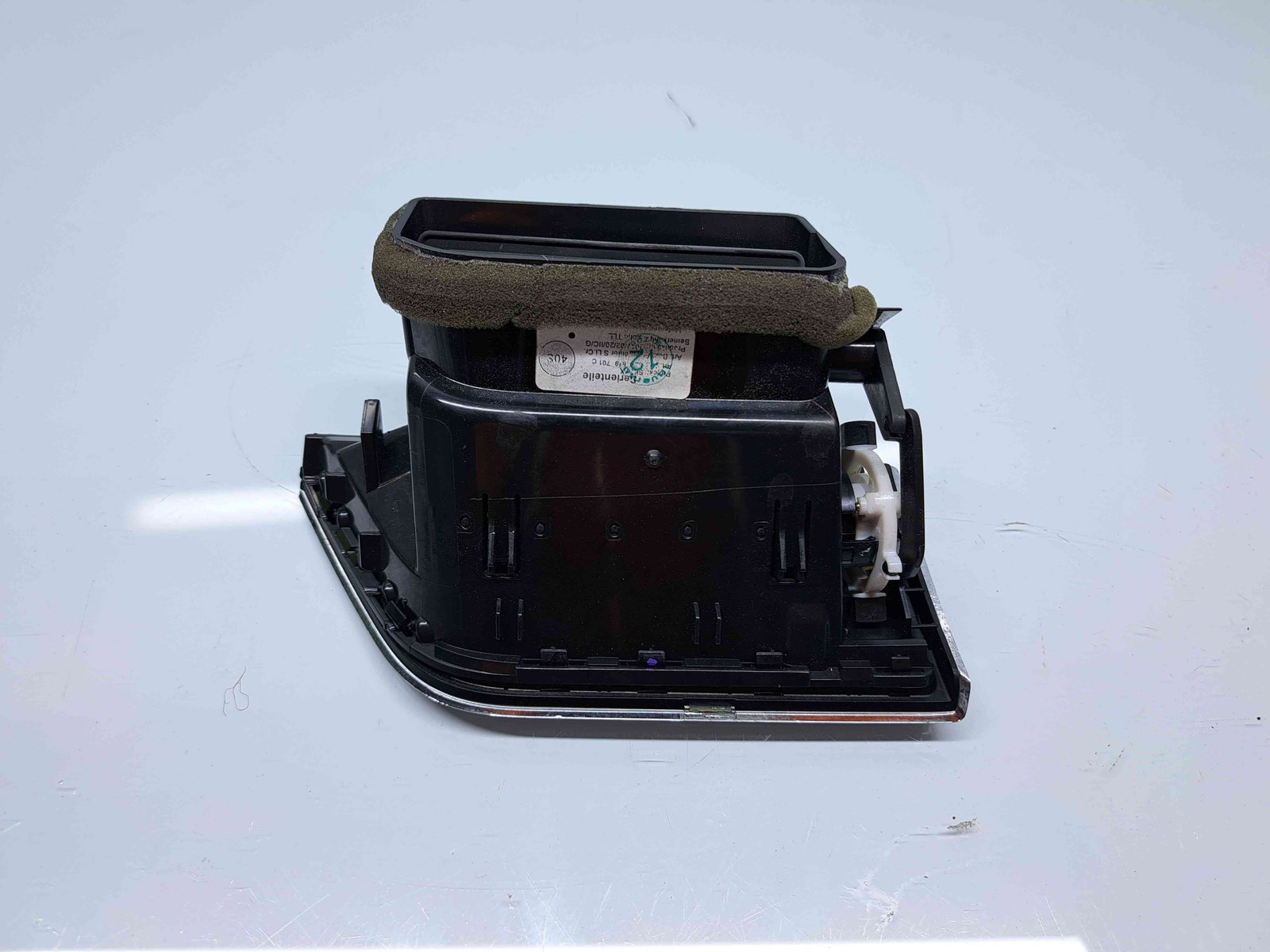 Grila aerisire stanga Skoda Octavia 3 Combi (5E5) [Fabr 2012-prezent] 5E0819701A - imagine 3