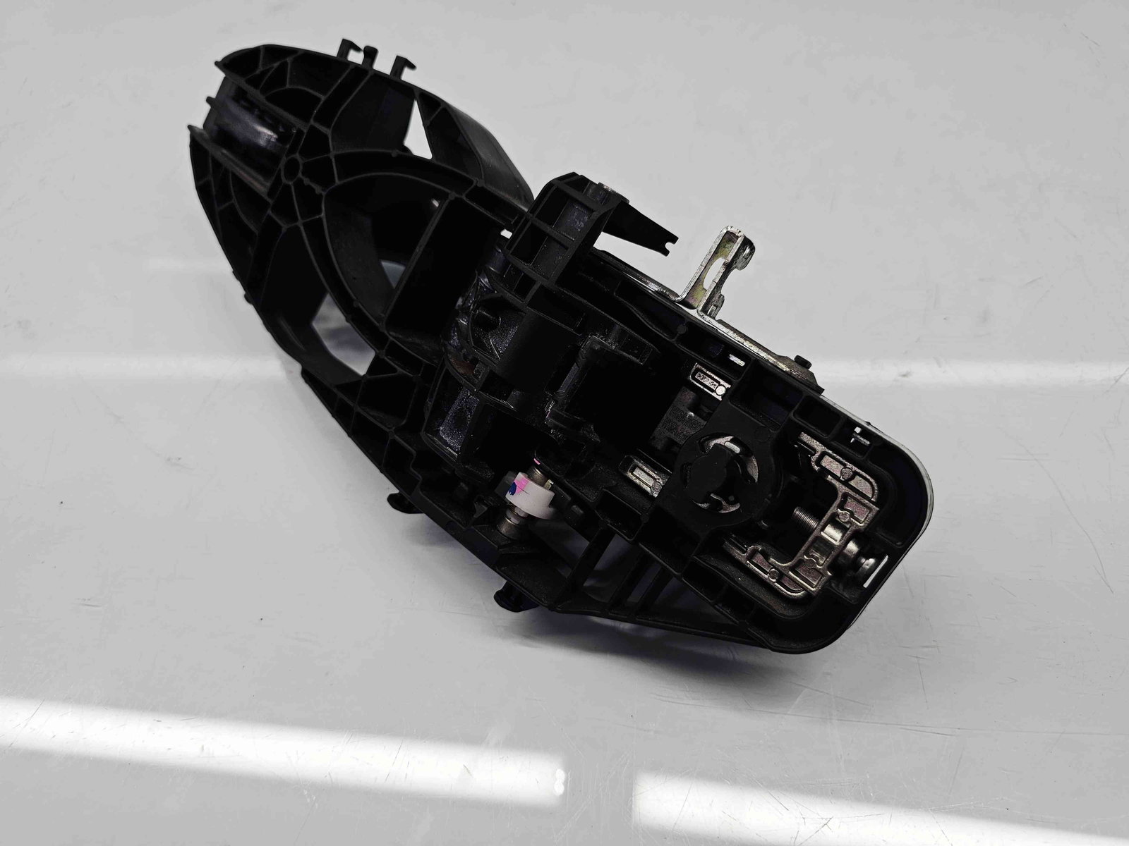 Maner usa dreapta fata Ford Fiesta 8 [Fabr 2017-2025] MAGNETIC - imagine 4