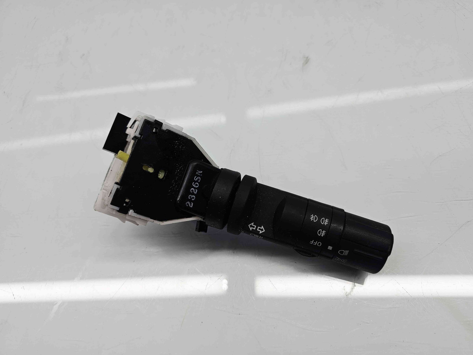 Maneta semnalizare Nissan Qashqai [Fabr 2007-2014] Facelift OEM - imagine 2