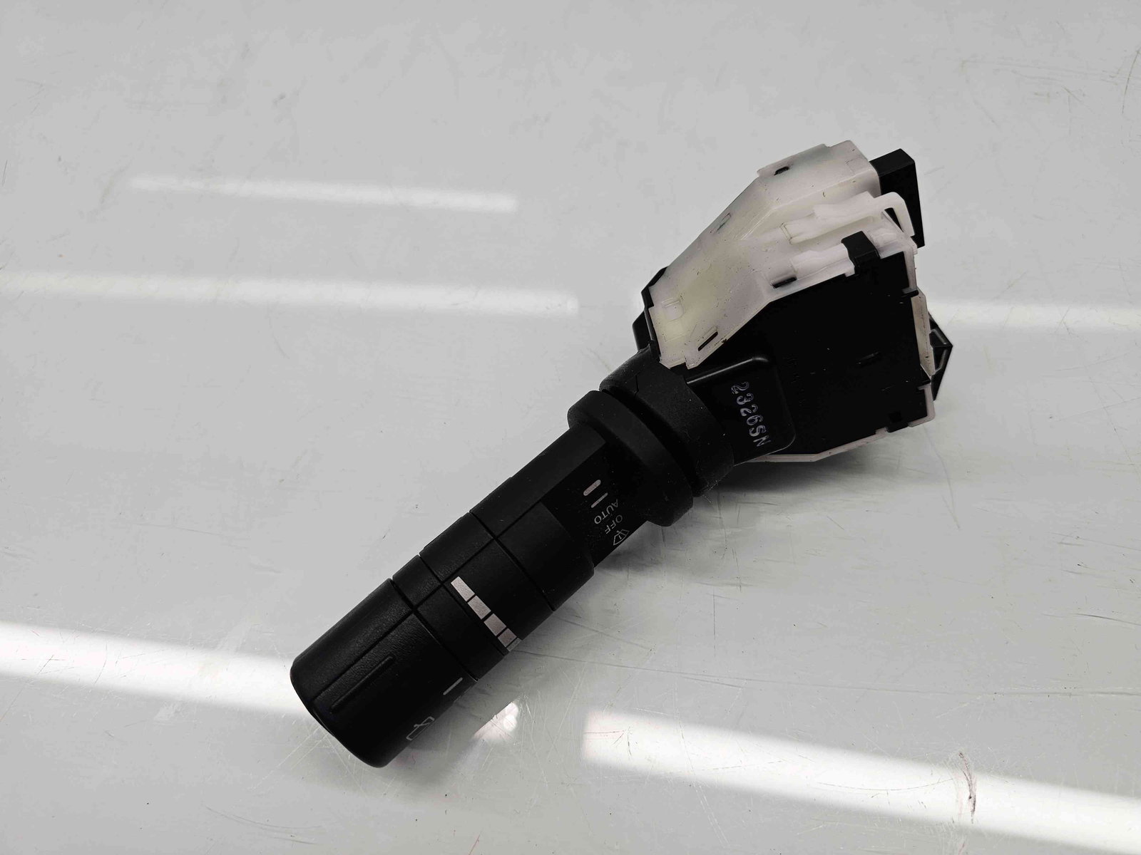 Maneta stergator Nissan Qashqai [Fabr 2007-2014] Facelift OEM - imagine 5