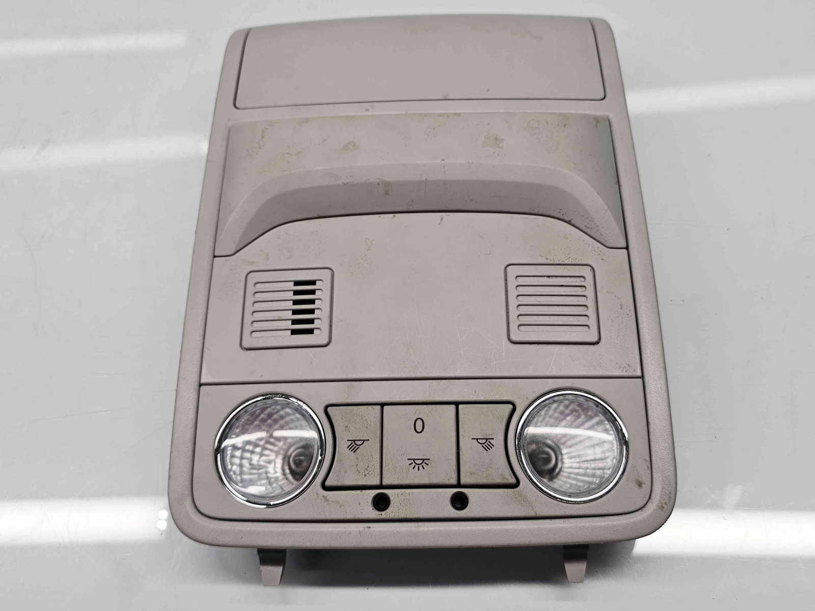 Plafoniera fata Skoda Yeti (5L) [Fabr 2009-2020] 3T0947105B - imagine 1