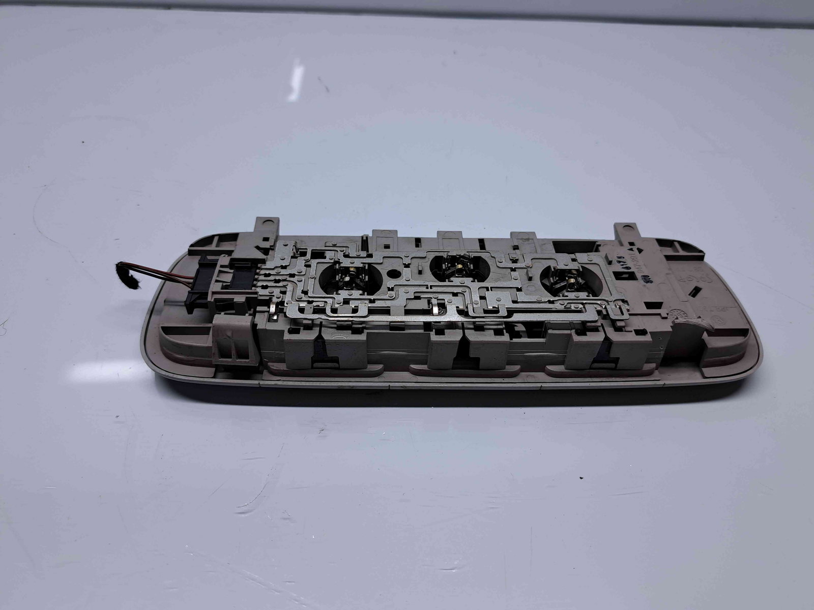 Plafoniera spate Skoda Octavia 3 Combi (5E5) [Fabr 2012-prezent] 3T0947291A - imagine 3