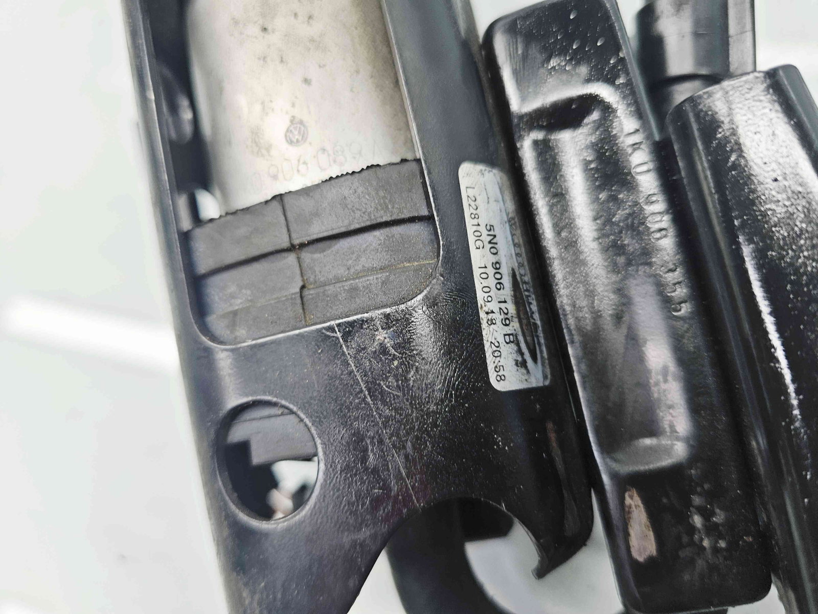 Pompa combustibil Skoda Yeti (5L) [Fabr 2009-2020] 5N0906129B 2.0 TDI CFHA 81KW / 110CP - imagine 2