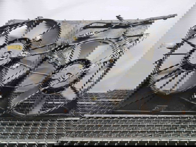 Electroventilator Toyota Rav 4 III (ACA3, ACE, ALA3, GSA3, ZSA3) [Fabr 2005-2013] OEM 2.2   