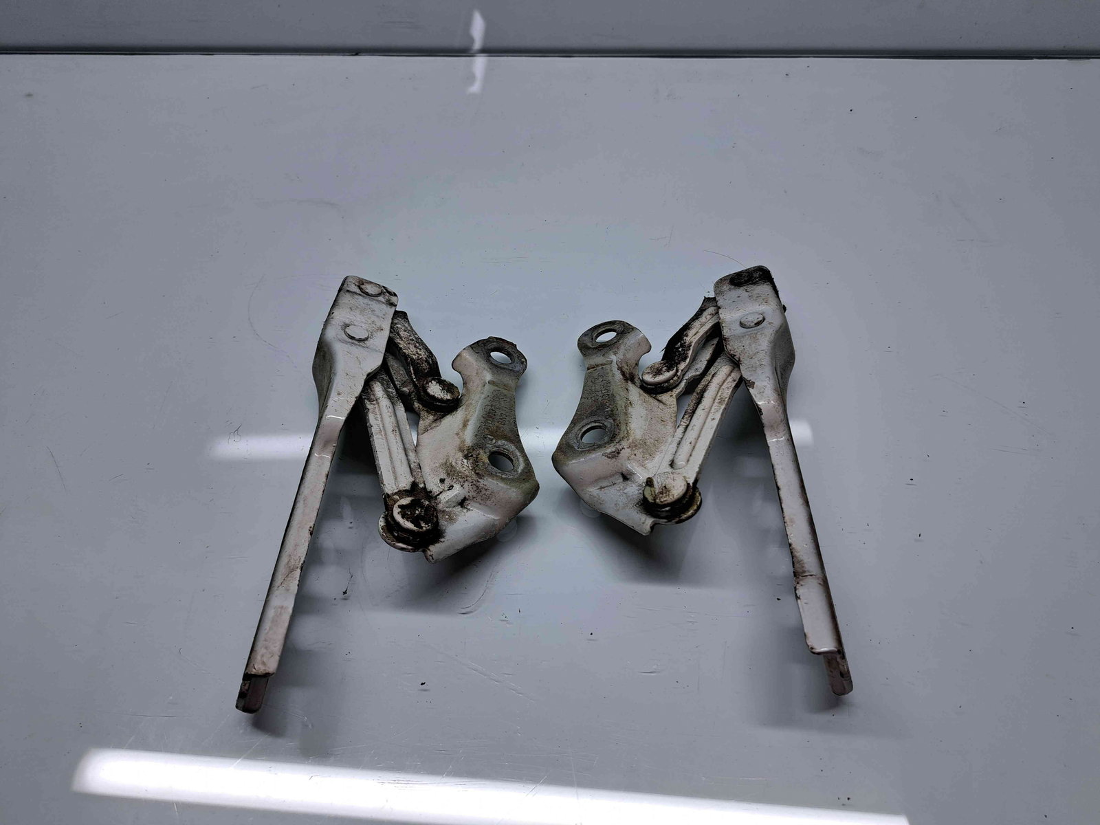 Set balamale capota Skoda Superb II Combi (3T5) [Fabr 2009-2015] 3T0823302B / 3T0823301B - imagine 1